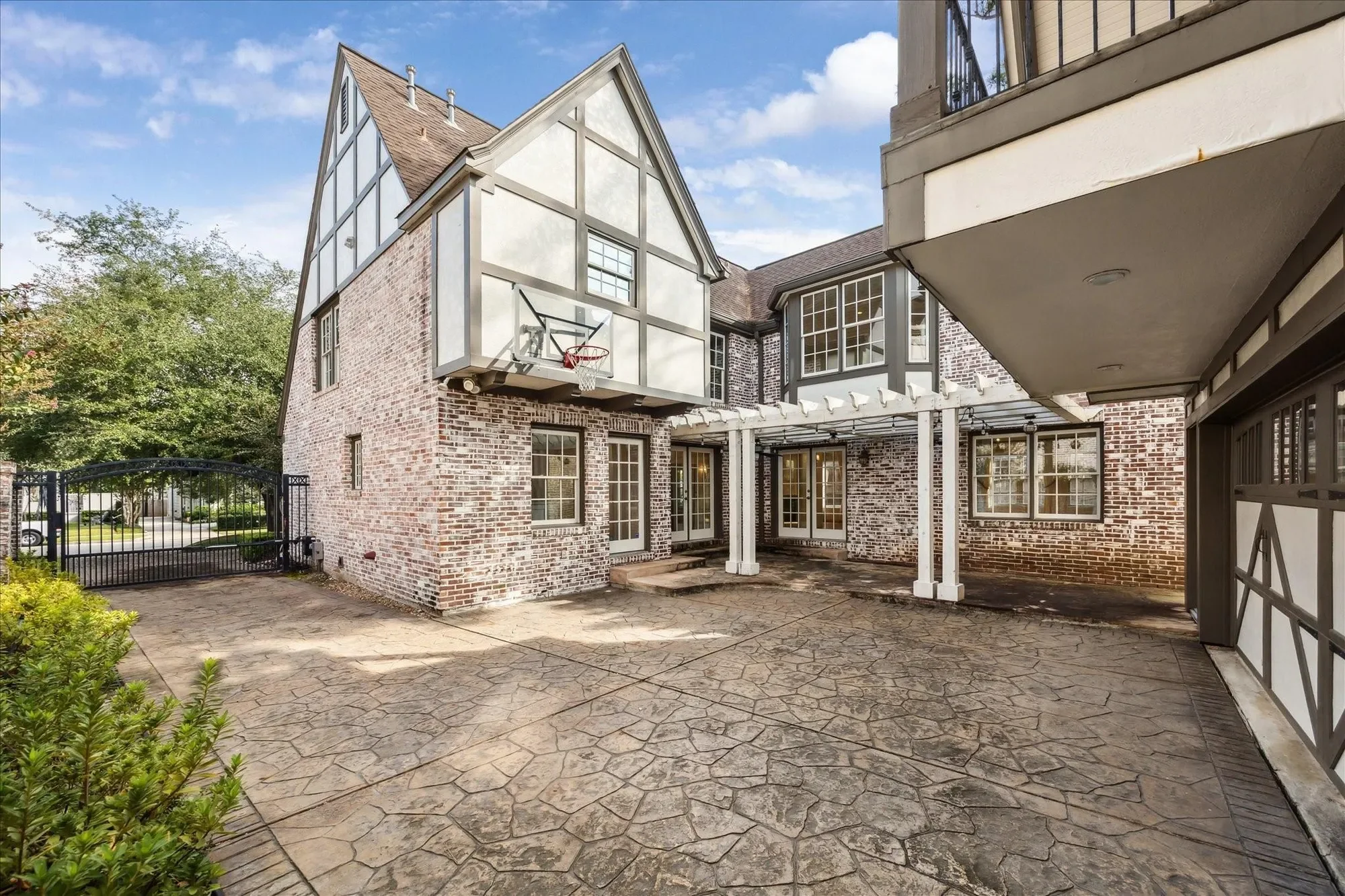 2117 Chilton Road, Houston, Texas, United States. - Photo 33