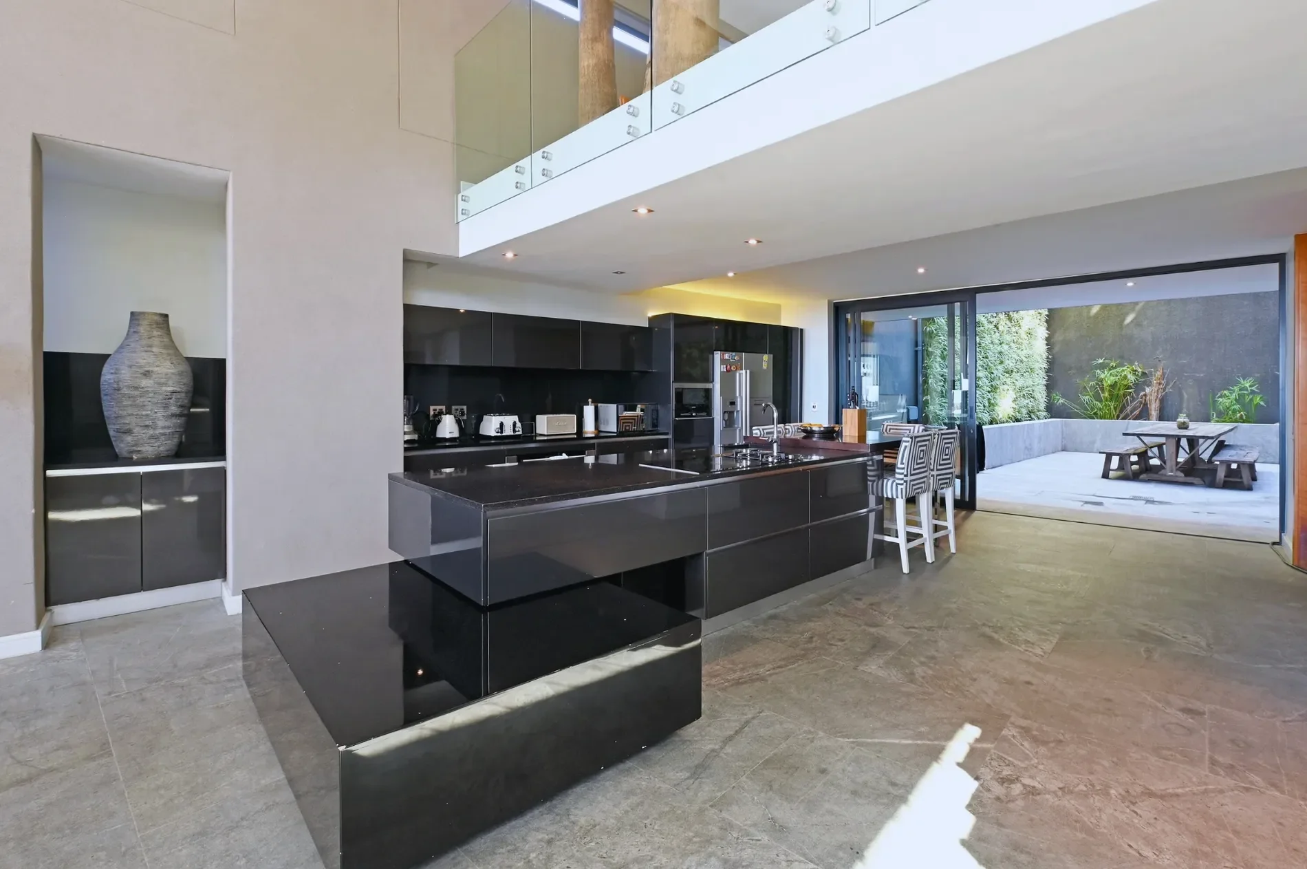 Gallery photo 2