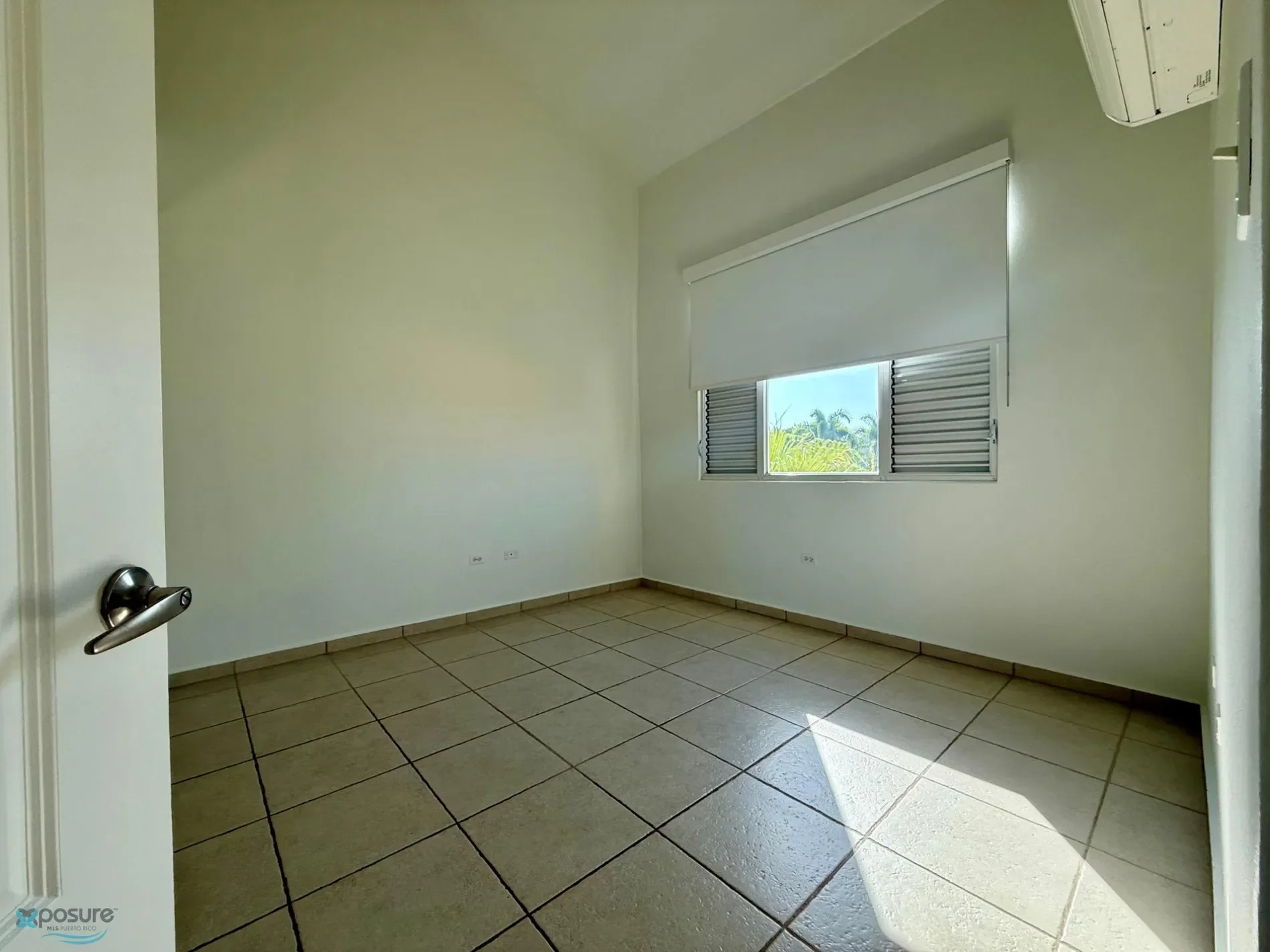 Gallery photo 10
