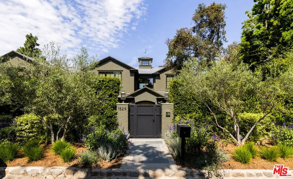 1529 Amalfi Drive, Los Angeles, California, United States. - Photo 31