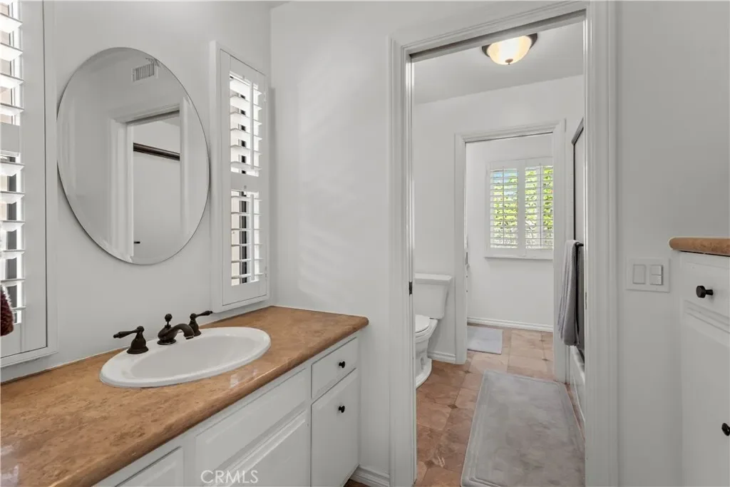 23815 Park Belmonte, Hidden Hills, California, United States. - Photo 10
