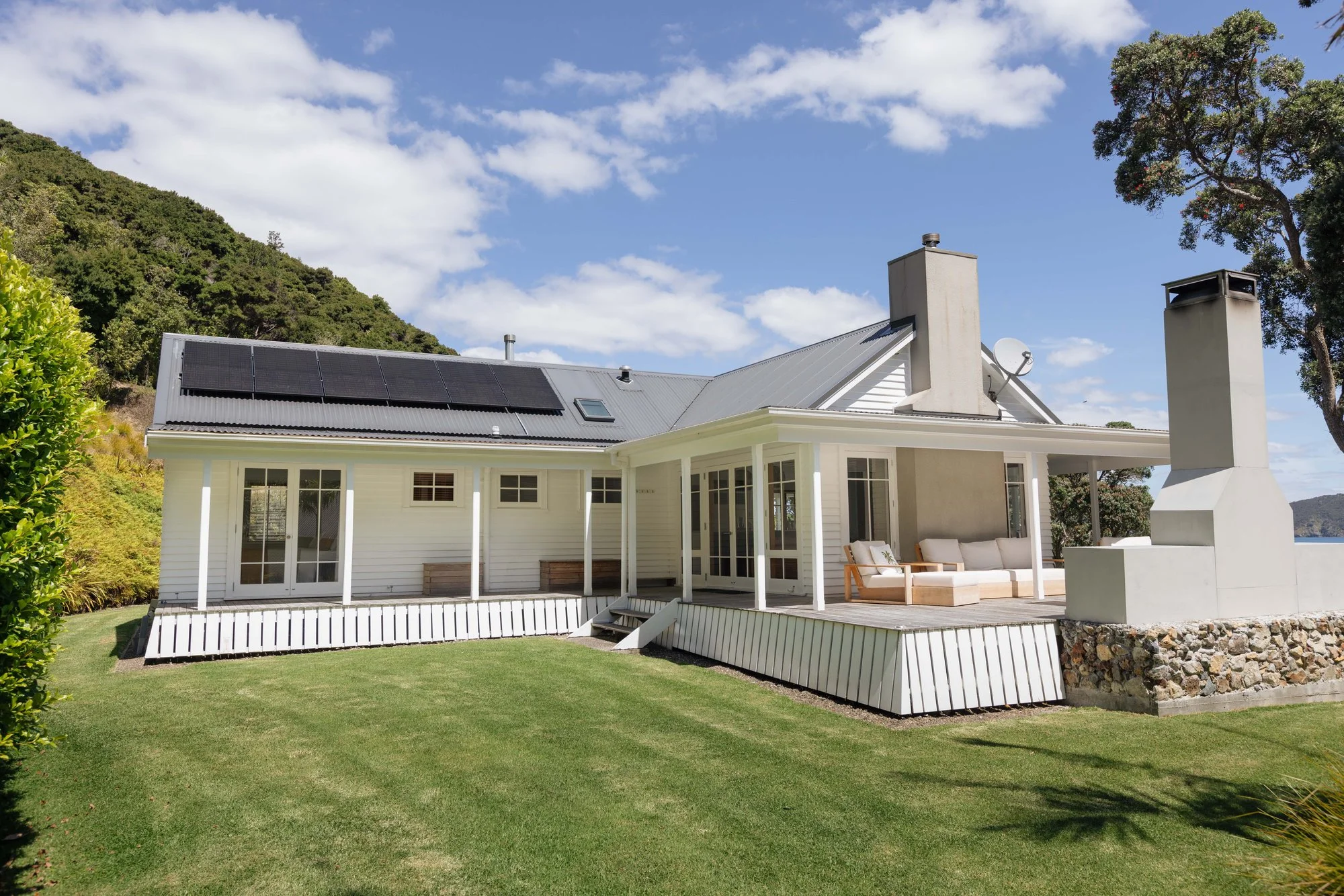 Exterior photo 7
