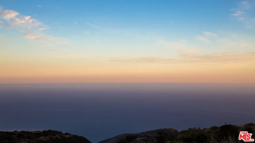 9950 COTHARIN Road, Malibu, California, United States. - Photo 22