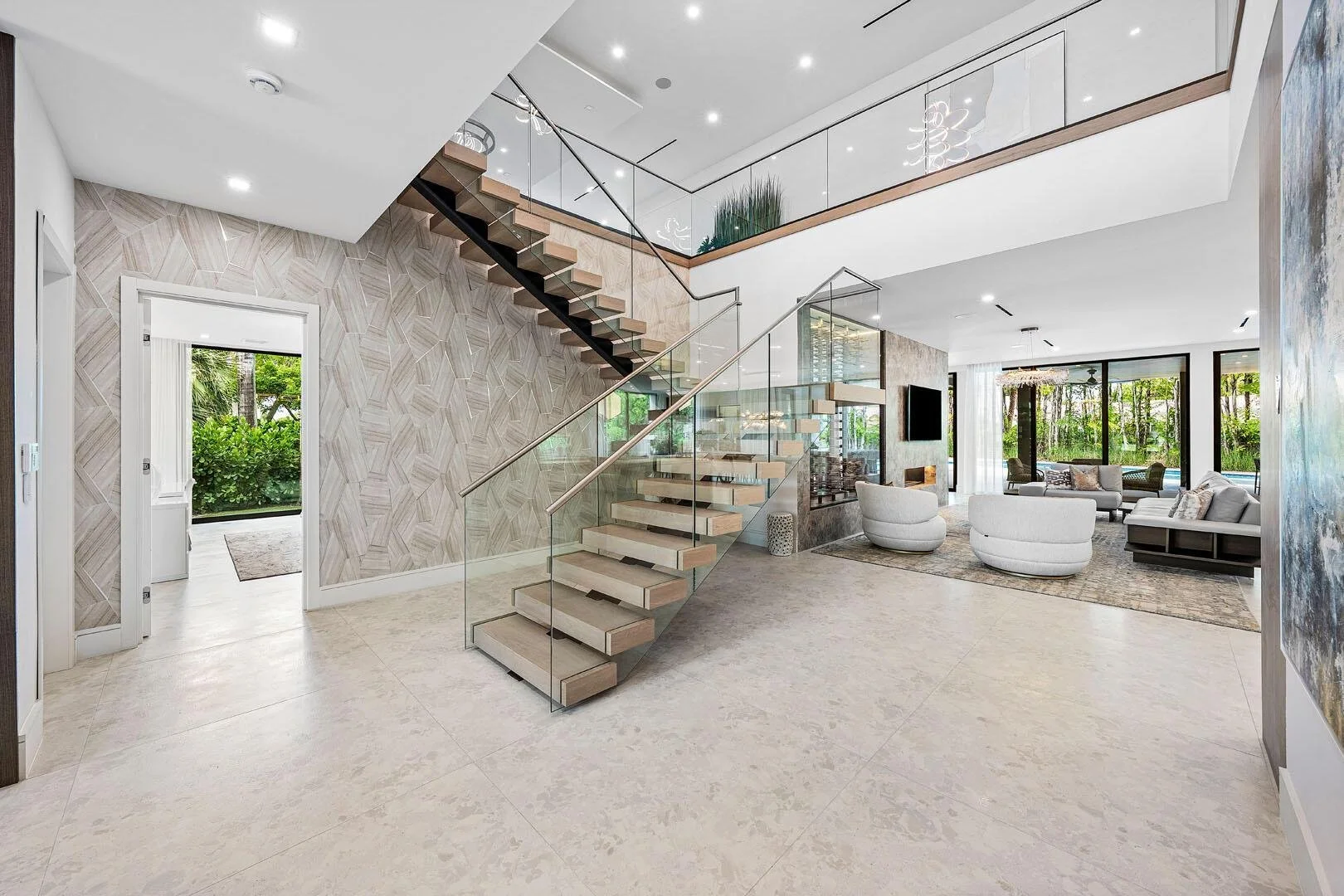 Gallery photo 2