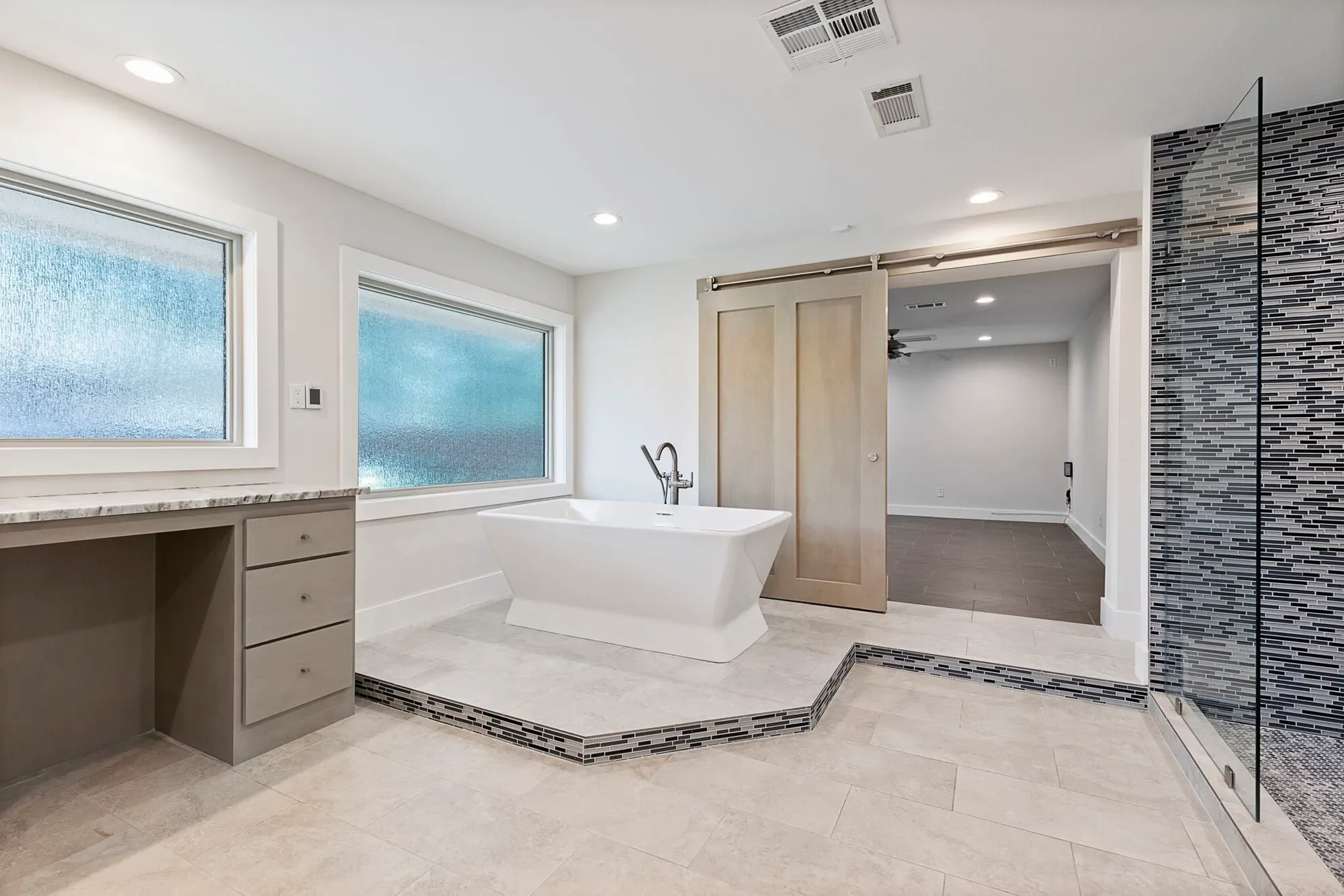 3322 N Braeswood Boulevard, Houston, TX 77025, Houston, Texas, United States. - Photo 26