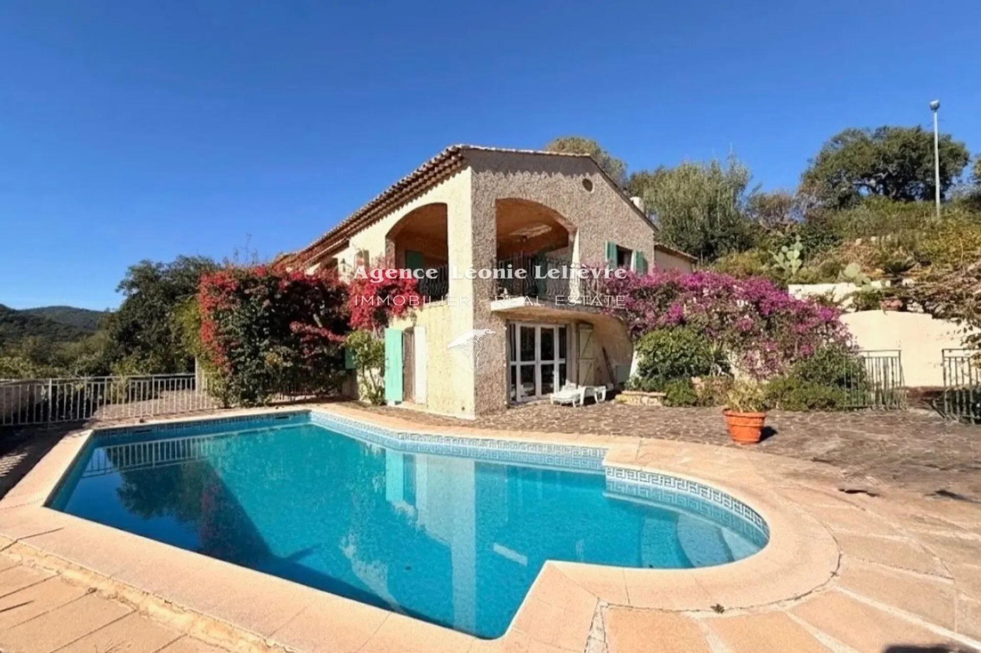 Roquebrune-sur-Argens, Provence-Alpes-Côte d'Azur, France. - Photo 2
