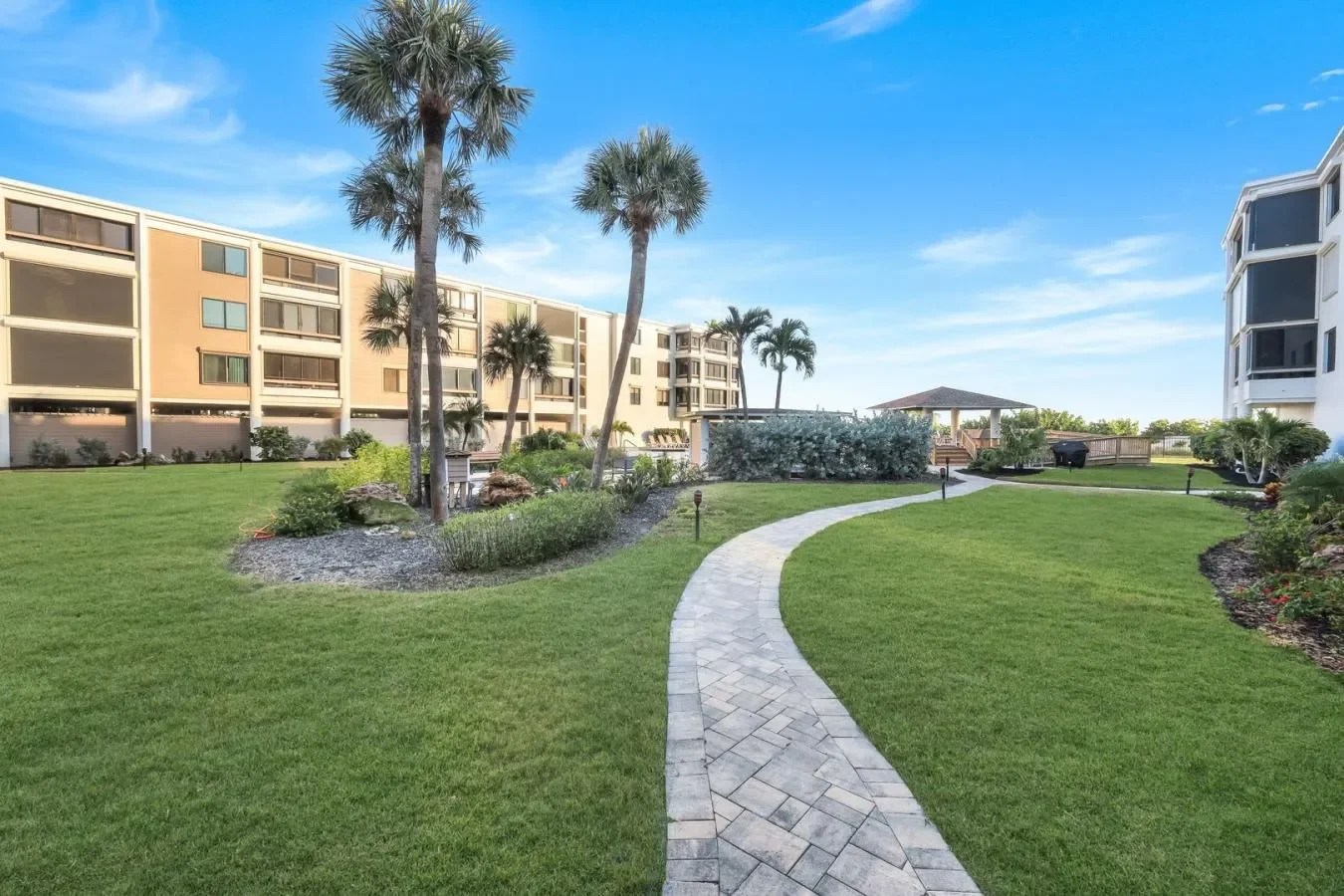 2777 West Gulf Drive, Sanibel, Florida, United States. - Photo 20