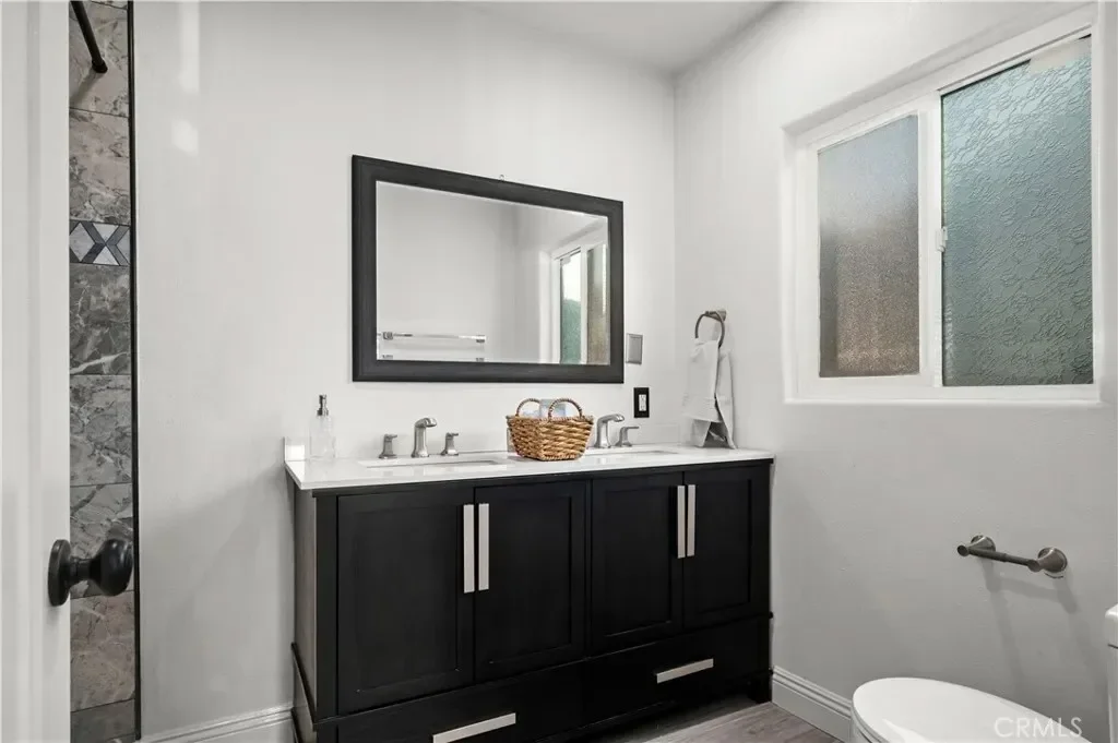 638 N Buttonwood, Orange, California, United States. - Photo 17