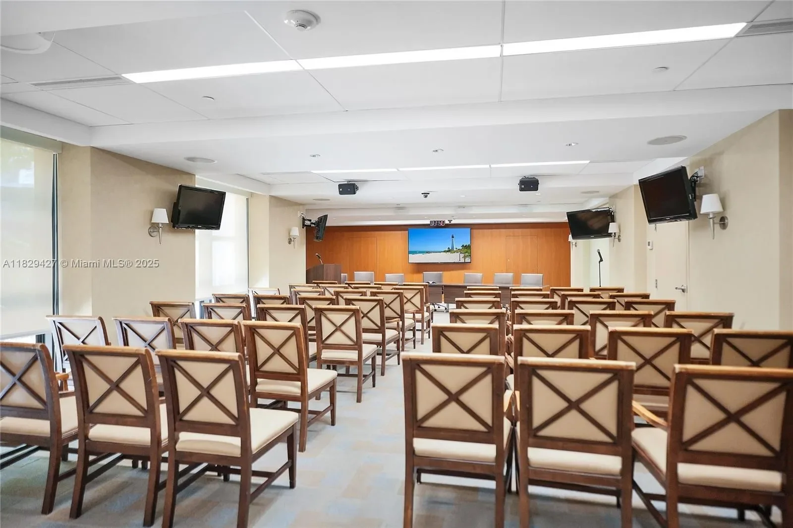 1121 Crandon Blvd F201, Key Biscayne, Florida, United States. - Photo 40