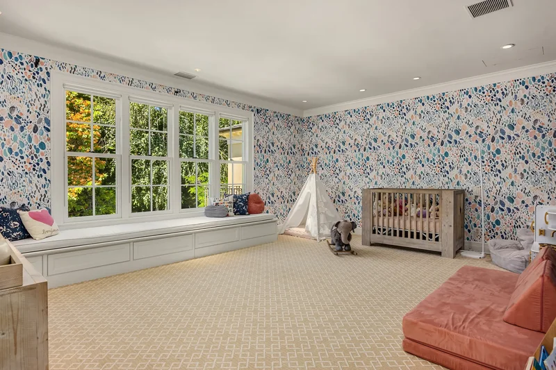 2001 Broadmoor Dr E , Seattle, WA 98112, Seattle, Washington, United States. - Photo 26