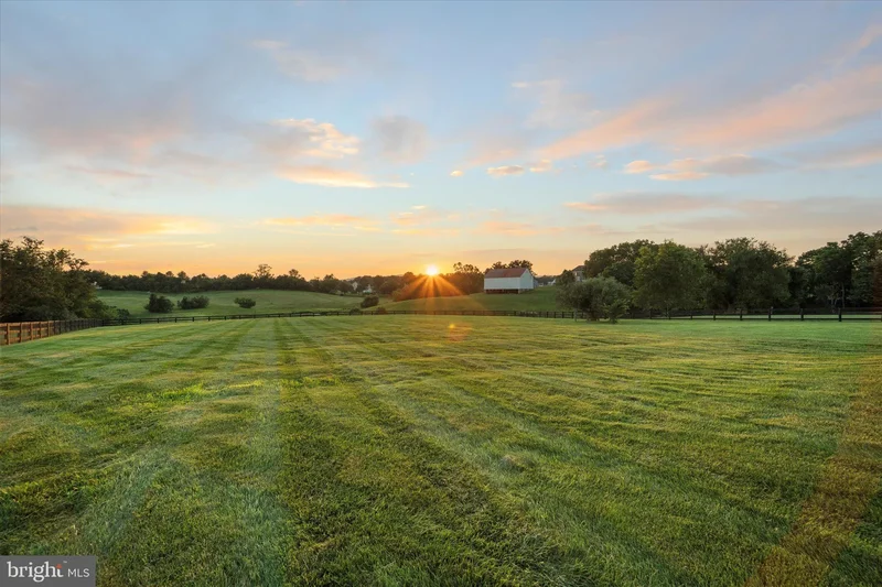 15061 LYNNFORD CT COURT, WATERFORD, VA 20197, Waterford, Virginia, United States. - Photo 35