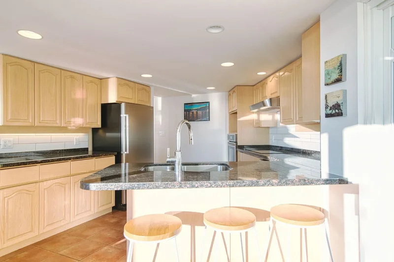 10339 Sunshine Coast Highway, Halfmoon Bay, BC V7Z 1B7, Halfmoon Bay, British Columbia, Canada. - Photo 30