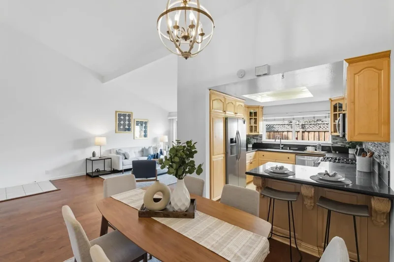 1375 Pinehurst Square, San Jose, California, United States. - Photo 9