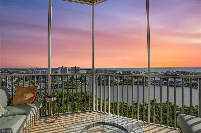 4182 Bay Beach LN, Fort Myers Beach, Florida, United States. - Photo 10