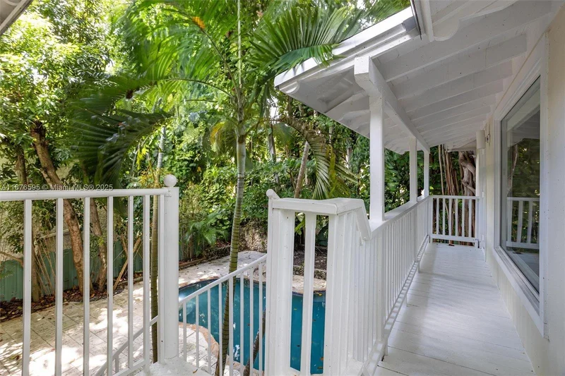 4286 S Douglas Rd, Miami, Florida, United States. - Photo 32