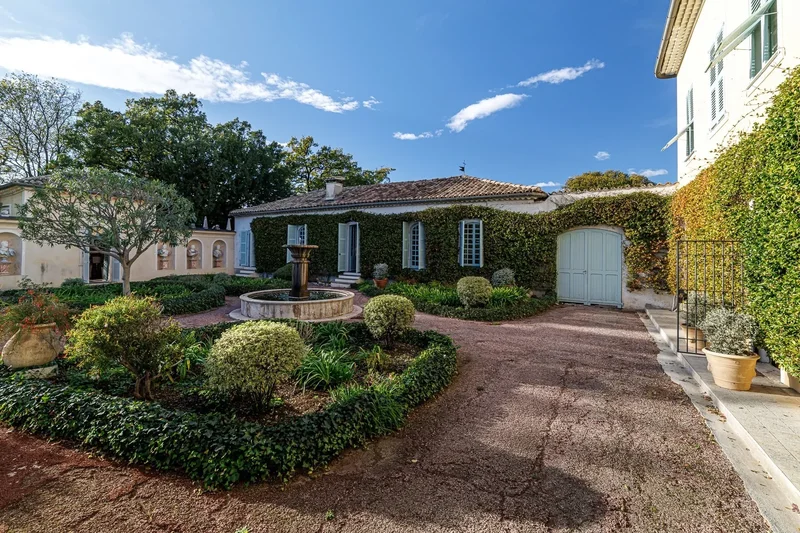 Historic Luxury Estate In Gairaut, Nice, Panoramic Bay Of Angels Views