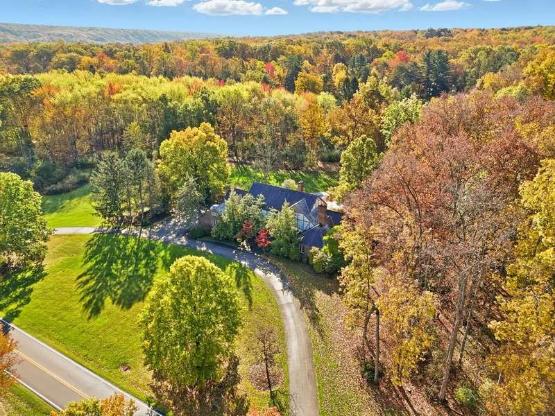 1029 Hillcreek Lane, Gates Mills, OH 44040, Gates Mills, Ohio, United States. - Photo 29