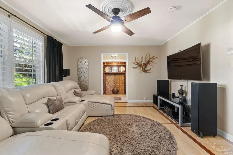 1415 N Barcelona, Pensacola, FL 32501, Pensacola, Florida, United States. - Photo 20