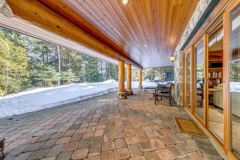 6361 Fairway Drive, Whistler, British Columbia, Canada. - Photo 14