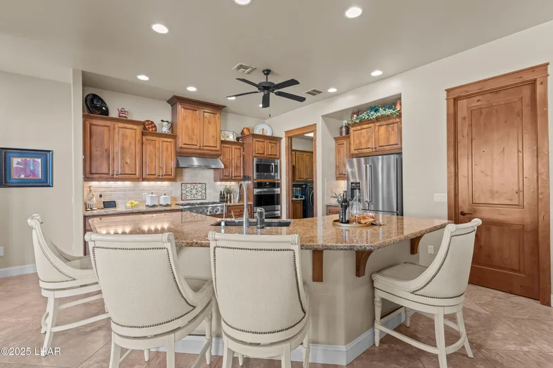 1921 Felicidad Dr, Lake Havasu City, AZ 86404, Desert Hills, Arizona, United States. - Photo 18