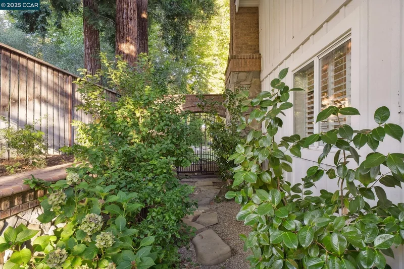 2031 Scarlet Oak Pl, Danville, California, United States. - Photo 44