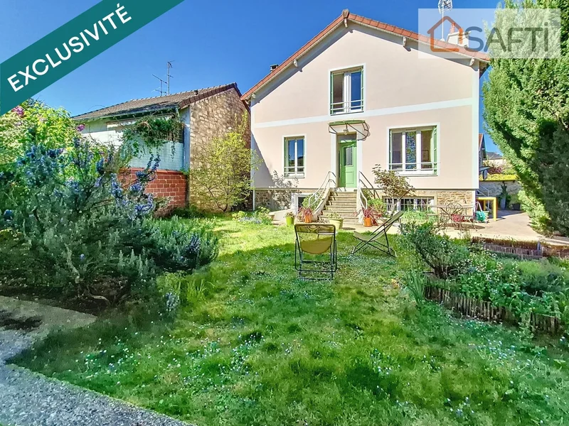 Jolie meuliere renovée, 3 chambres possibilité 4, au calme, à 4 min du RER