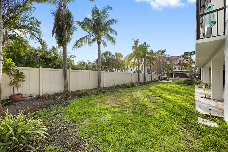 6024 Kipps Colony Drive E, Gulfport, FL 33707, St. Petersburg, Florida, United States. - Photo 25