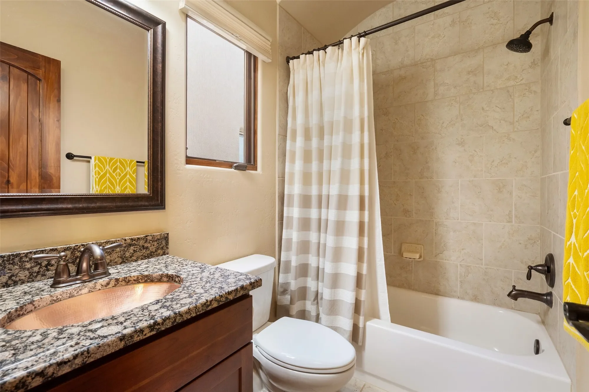 9 E Avenida Sebastian, Santa Fe, NM 87506, Santa Fe, New Mexico, United States. - Photo 23