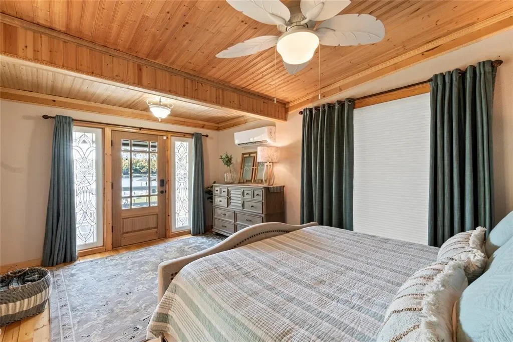 230 Bushwhacker Drive, Gun Barrel City, Texas, United States. - Photo 21