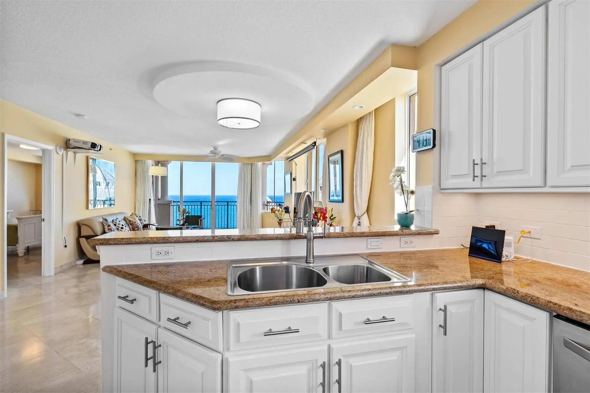2011 N Ocean Blvd 1601N, Wilton Manors, Florida, United States. - Photo 4