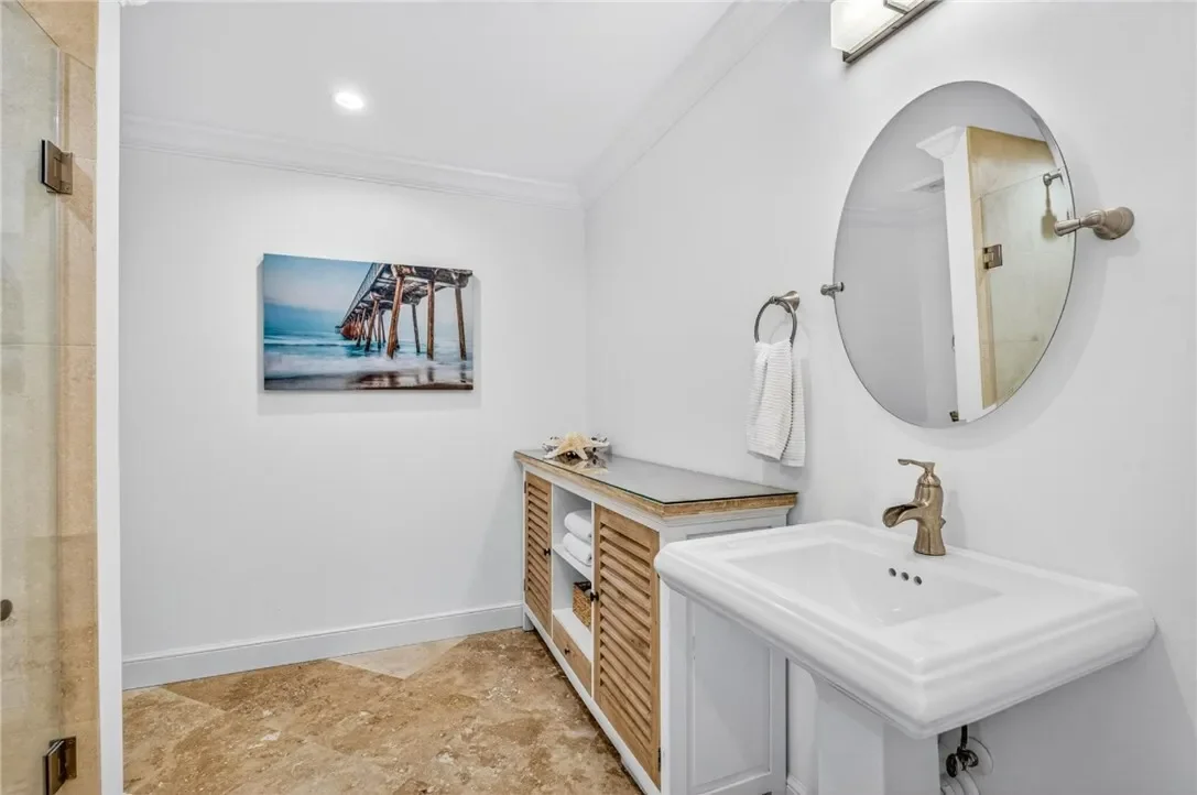 Gallery photo 8
