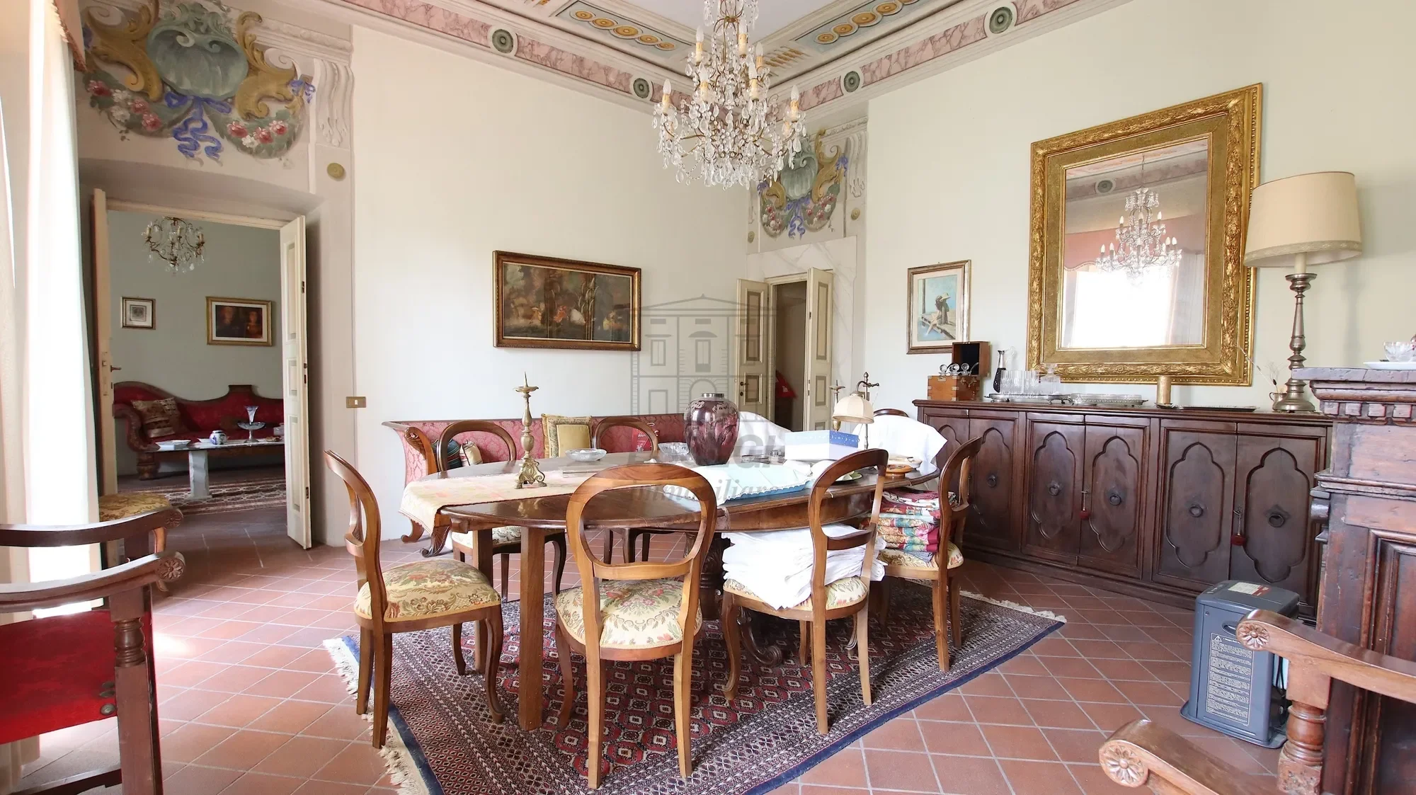 Gallery photo 2