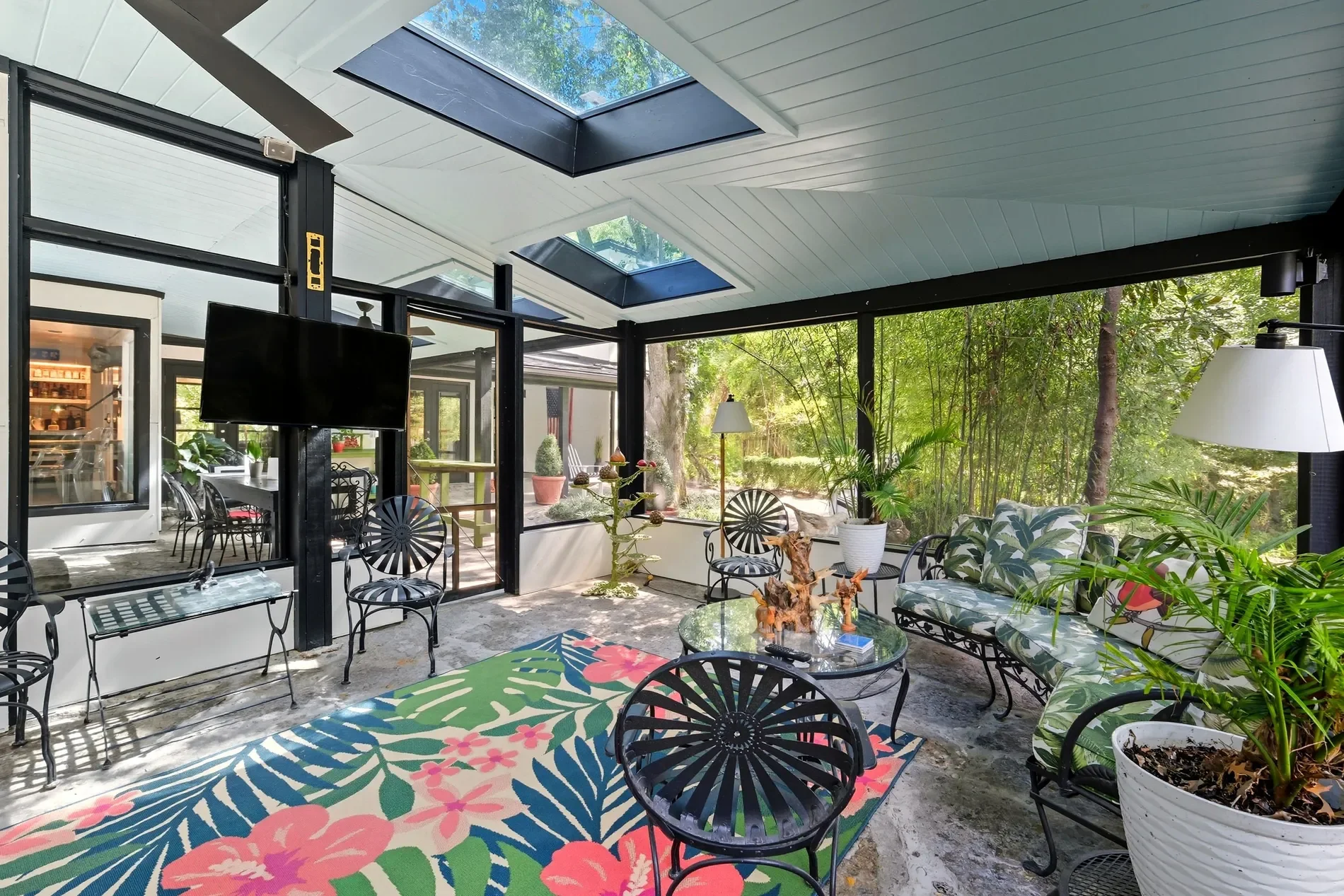 12108 Locust Lane , Anchorage, KY 40223, Watterson Park, Kentucky, United States. - Photo 53