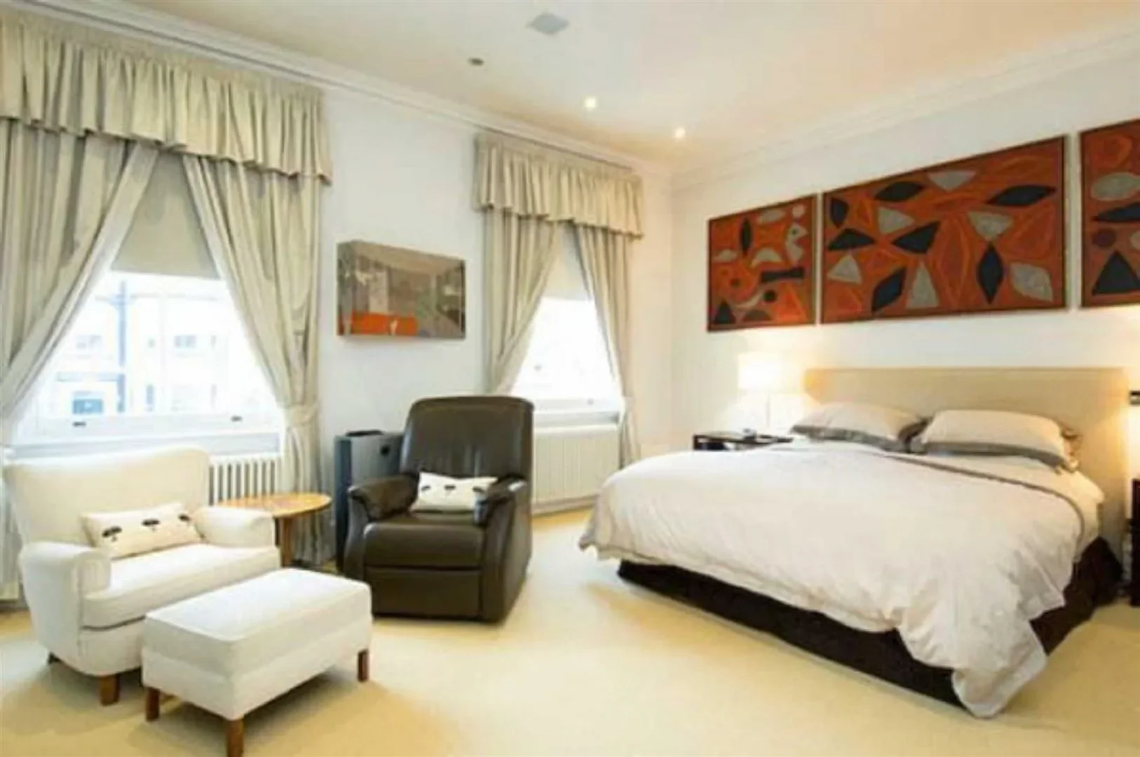 Gallery photo 3