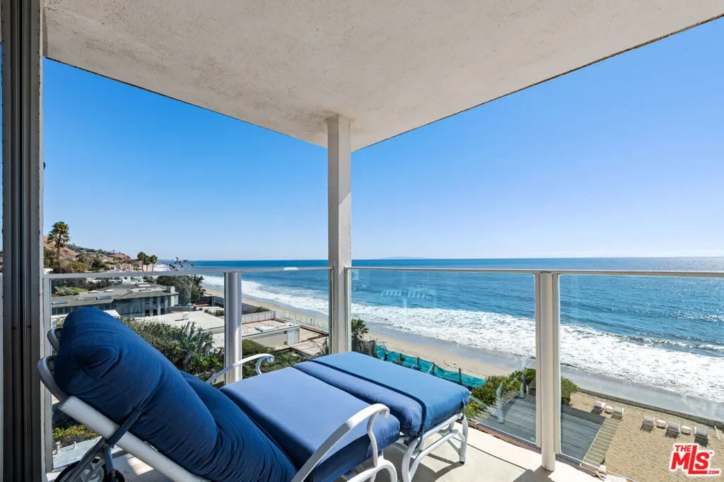 22548 Pacific Coast Highway 401, Malibu, California, United States. - Photo 7
