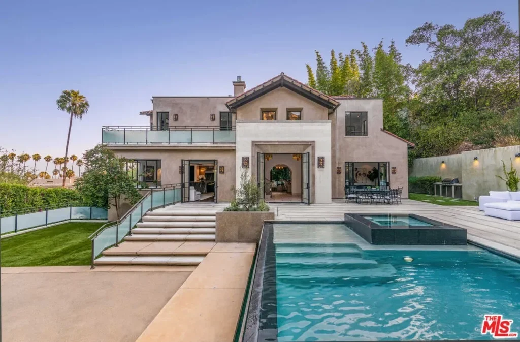 7801 Hillside Avenue, Los Angeles, California, United States. - Photo 20