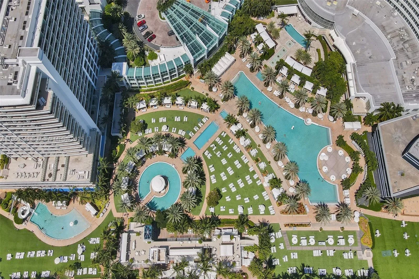4391 Collins Ave 803, Miami Beach, Florida, United States. - Photo 36