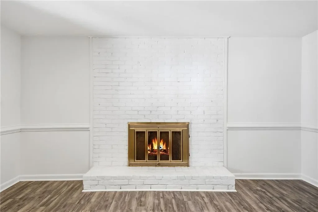 8520 Valemont Drive, Atlanta, Georgia, United States. - Photo 43