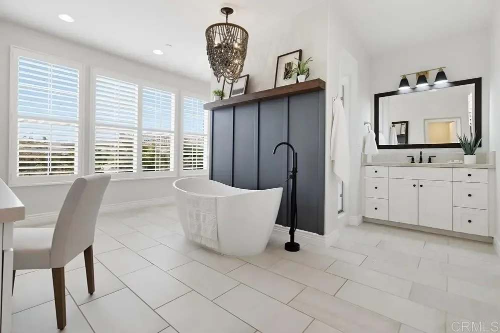 8524 Kristen View Court, Rancho Santa Fe, California, United States. - Photo 16