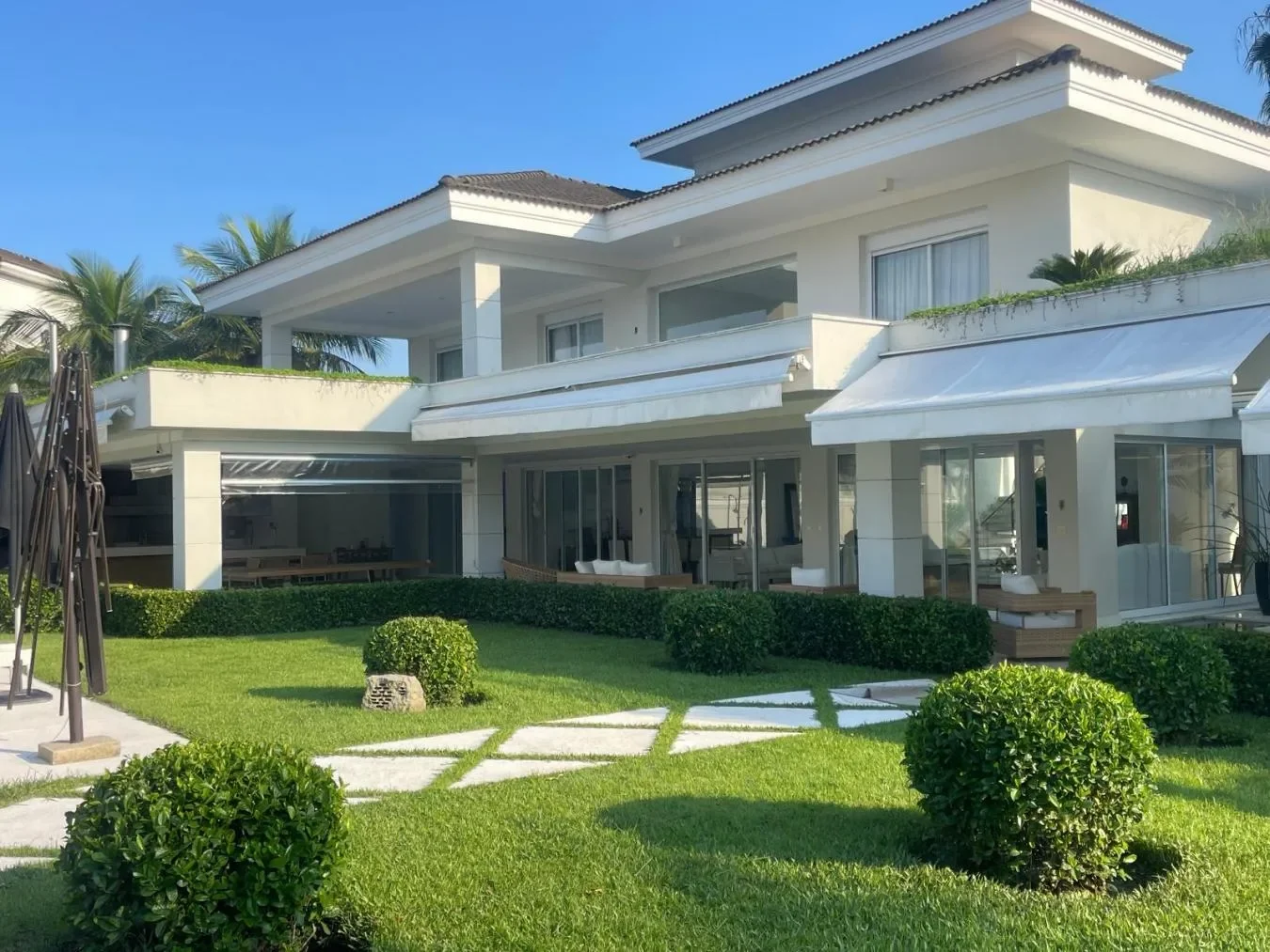 Exterior photo 10