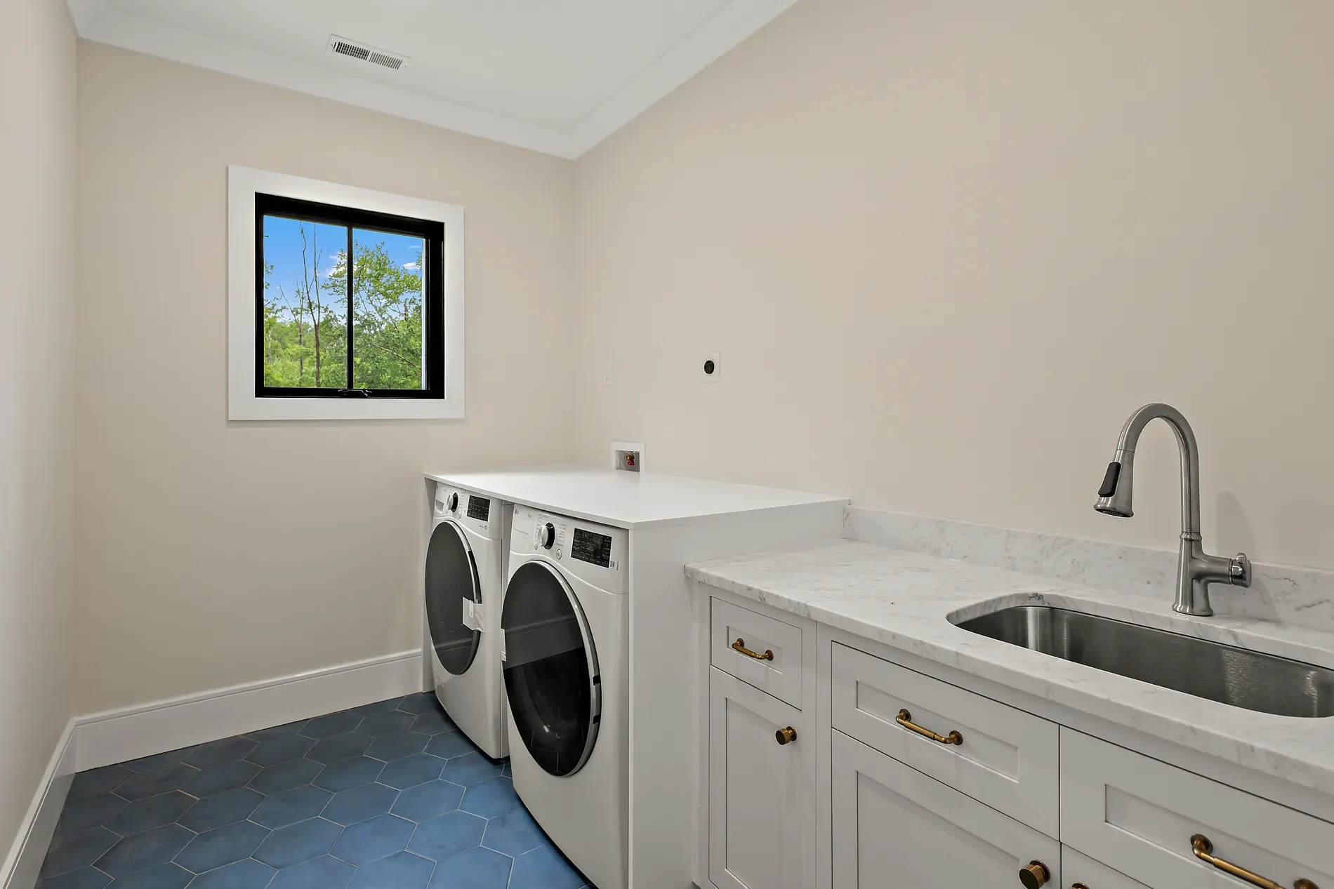 317 Park Street, New Canaan, CT 06840, New Canaan, Connecticut, United States. - Photo 14