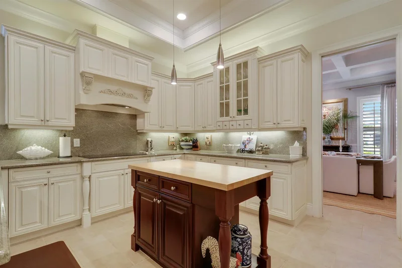 10841 SE Arielle Terrace, Tequesta, Florida, United States. - Photo 22