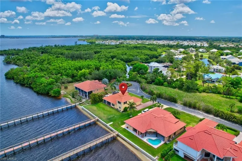 6140 River Shore Ct, North Fort Myers, FL 33917, North Fort Myers, Florida, United States. - Photo 37