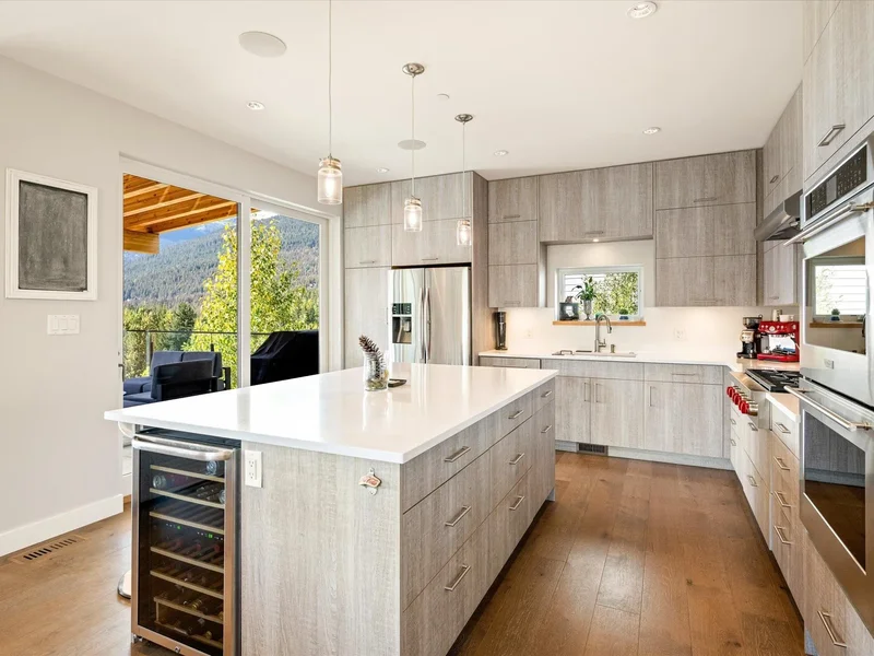 8409 Big Sky Terrace, Whistler, British Columbia, Canada. - Photo 17