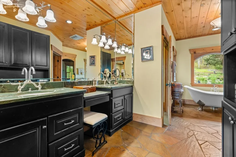 465 Falcon ridge Road, Unit 1516, Sapphire, NC 28774, Cashiers, North Carolina, United States. - Photo 2