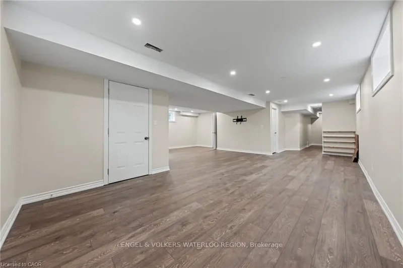 261 Watervale Crescent, Kitchener, Ontario, Canada. - Photo 49