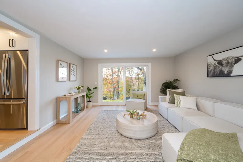 18 University Dr, Natick, Ma, 01760