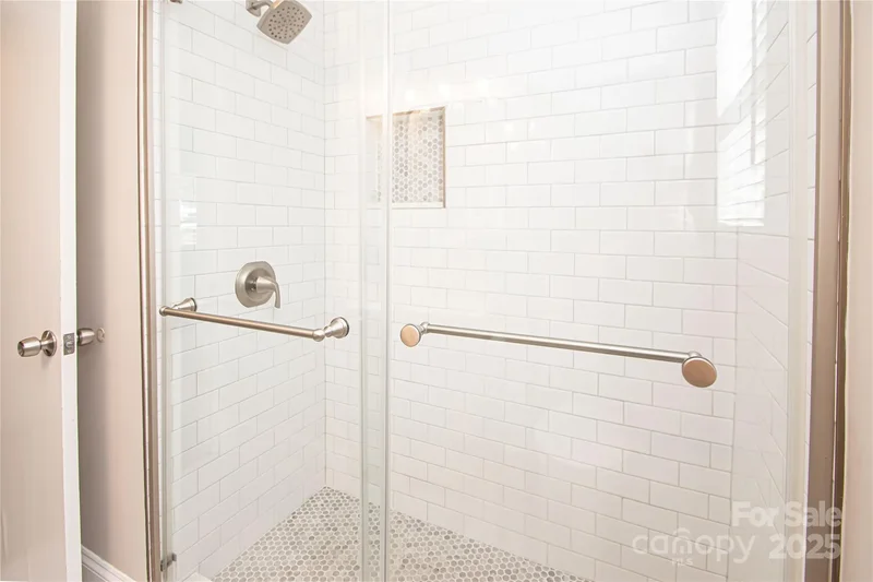 532 Inwood Drive, Charlotte, NC 28209, Charlotte, North Carolina, United States. - Photo 35
