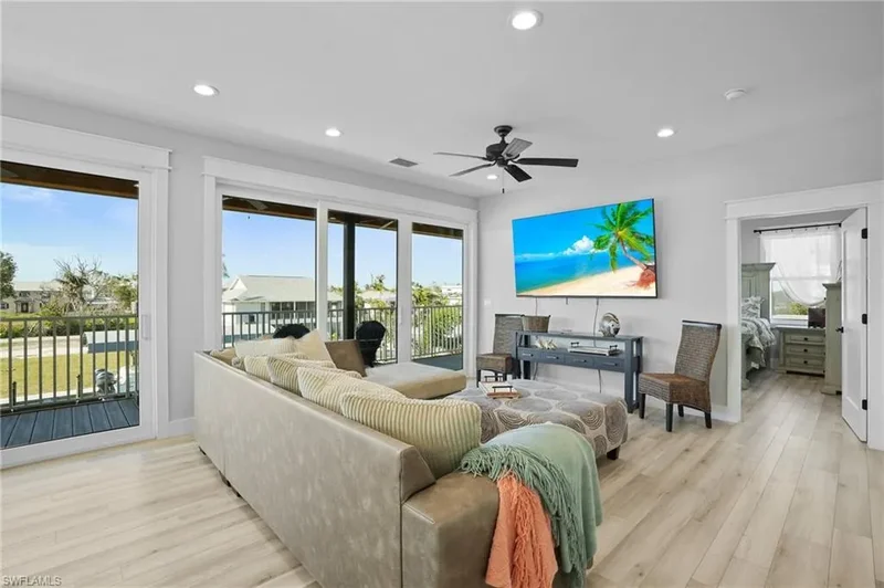 189 Curlew ST, Fort Myers Beach, Florida, United States. - Photo 16