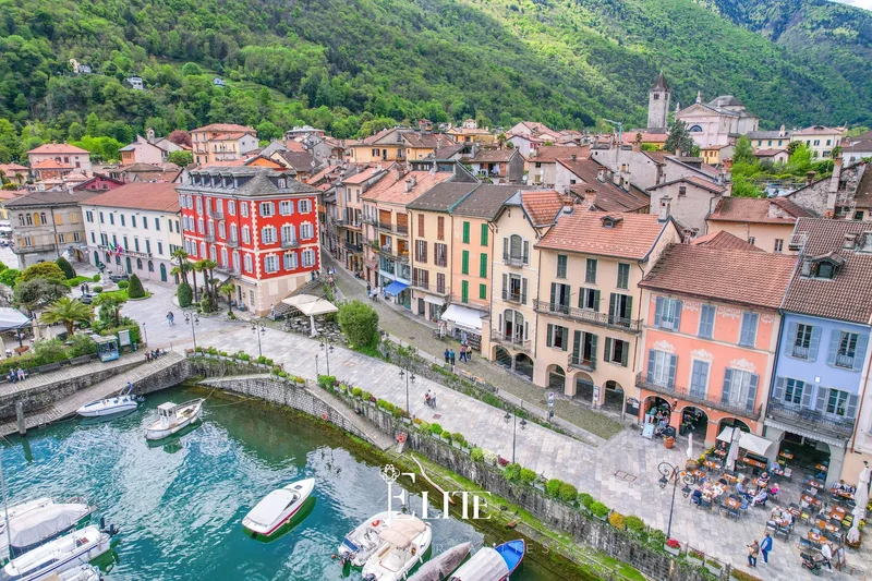 Piazza Vittorio Emanuele III, 28822 Cannobio VB, Italy, Cannobio, Piedmont, Italy. - Photo 65